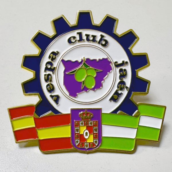 ESCUDO METÁLICO DEL CLUB